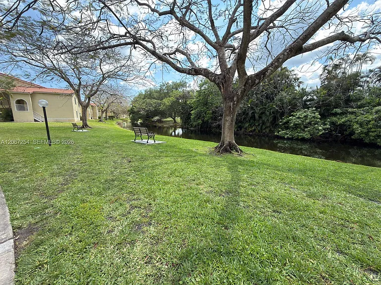 12760 Vista Isles Dr #723 — Photo 2