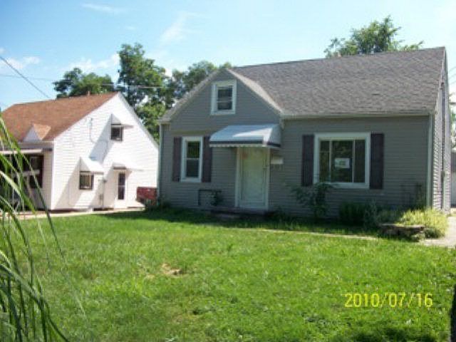 1st image of 1004 Averill Ave