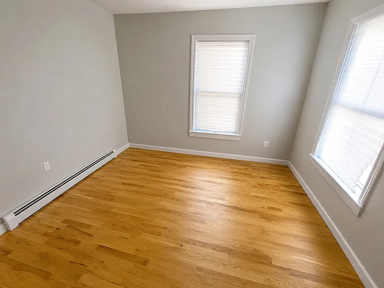 190 Union St #2 — Photo 8
