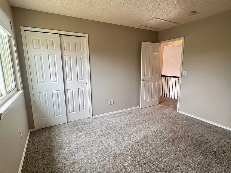 9380 Melbourne Dr — Photo 25