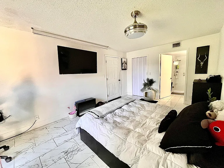 8301 Sands Point Blvd #S306 — Photo 22