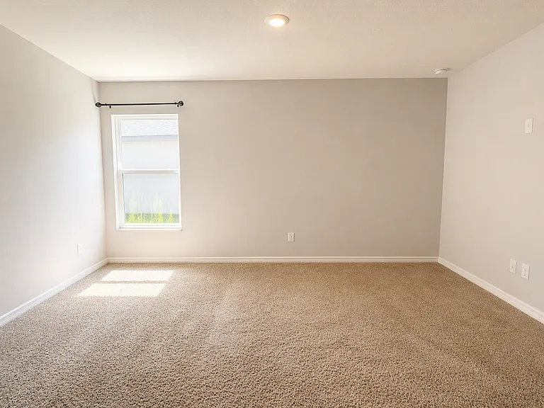 5532 Imagination Dr — Photo 7