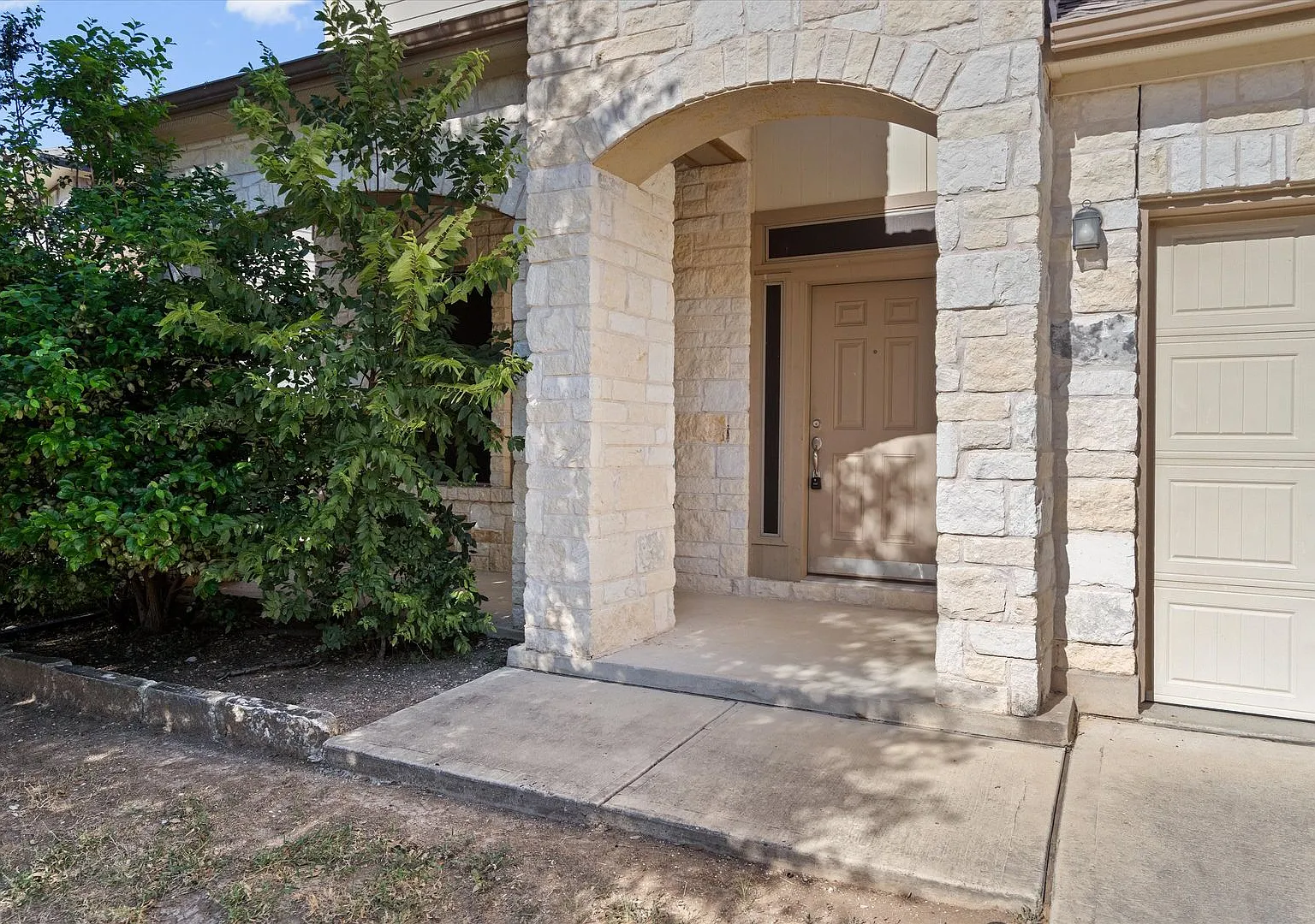 706 Harwood Dr, San Marcos, Texas 78666 — Photo 4