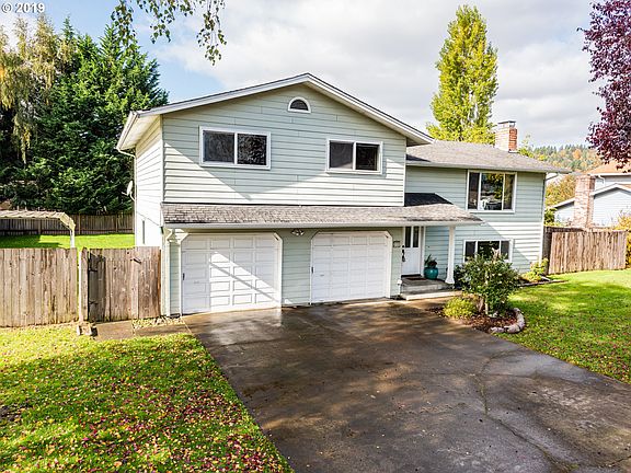 3rd image of 331 Fir Ave