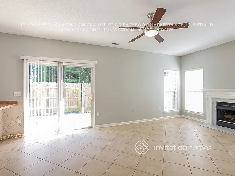 103 Ashford Hollow Ln — Photo 9