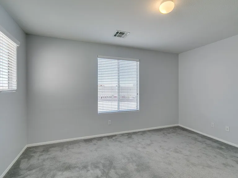 8424 Walker Gardens Pl — Photo 37