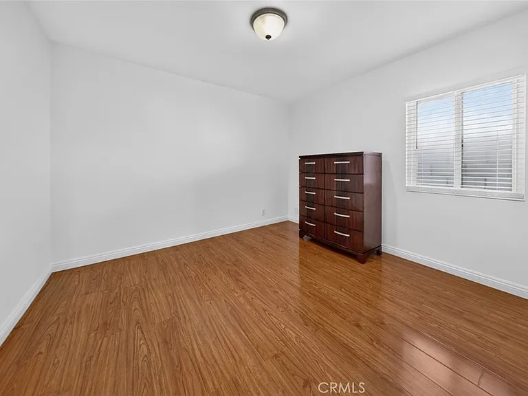 11407 Delano St — Photo 24