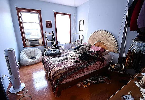 4th image of 782 Franklin Ave #2
