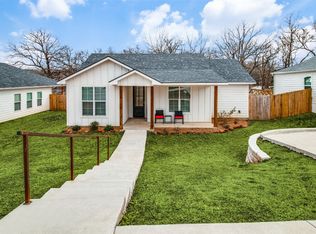 726 E Woodard St, Denison, TX 75021
