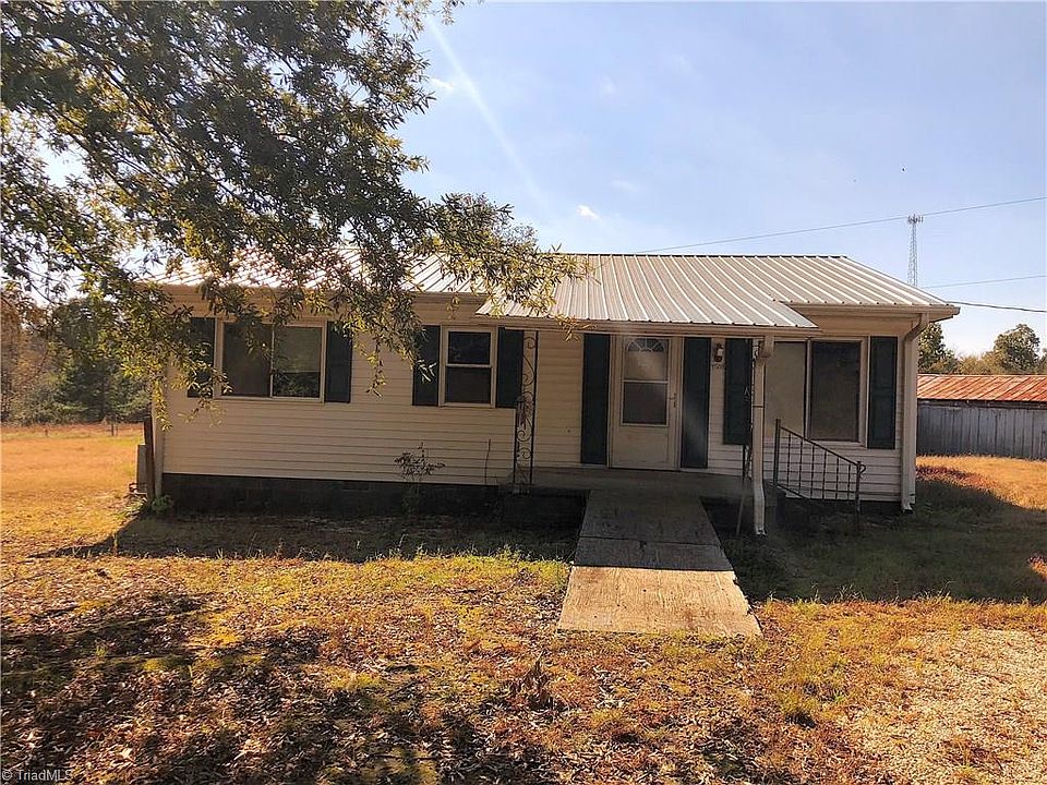 1st image of 4588 Pennlawn Trl