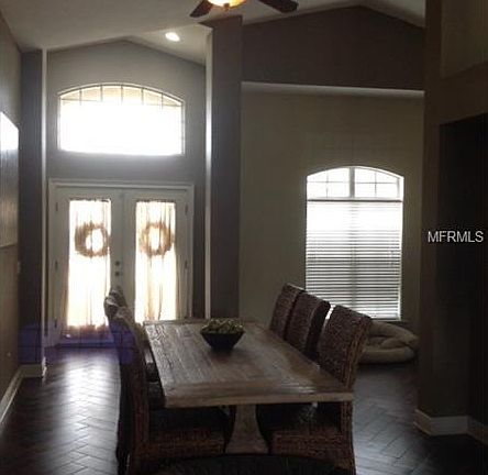 4th image of 812 Eastcliff Ct