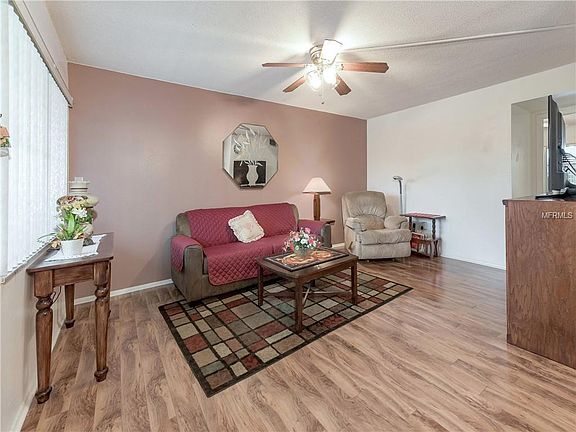 4th image of 8101 11th St N APT 321