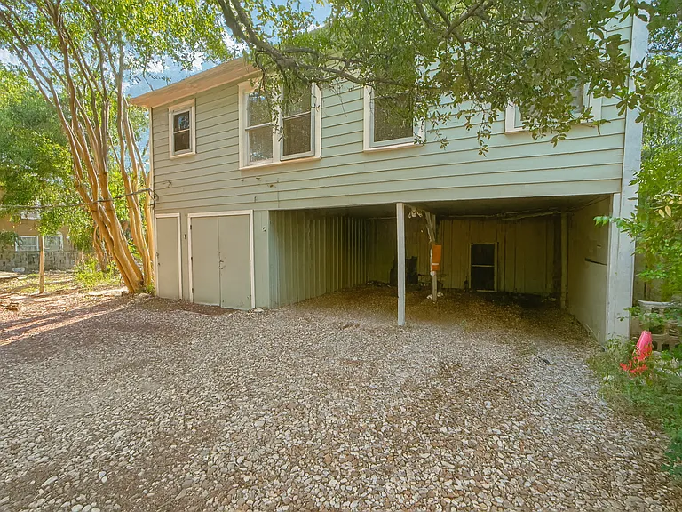1305 Lorrain St #C — Photo 22