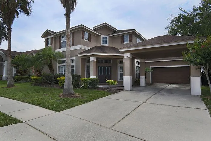 5 bed, 4.0 bath, 3383 sqft, $3,750 — Photo 2