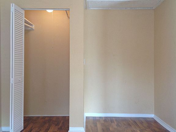4th image of 945 34th St