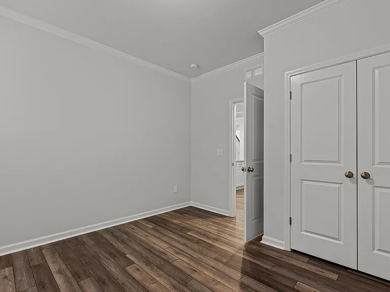 5860 Woodlawn Dr — Photo 20