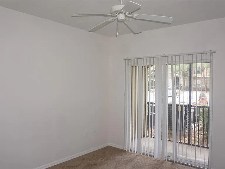 2402 Courtney Meadows Ct #101 — Photo 15