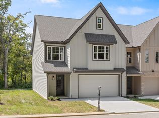 9714 Dutton Ln, Ooltewah, TN 37363