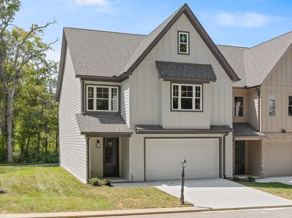 9714 Dutton Ln, Ooltewah, TN 37363