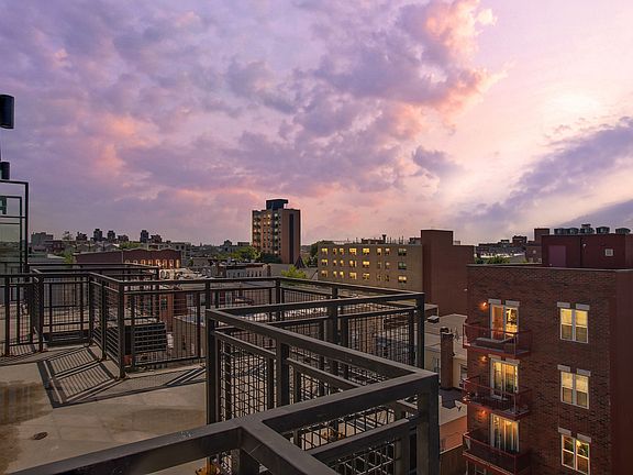 2nd image of 82 Jefferson St #2AR