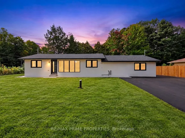 6 Maple Ave, Georgina, ON L0E 1R0