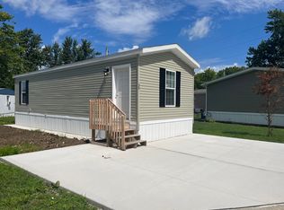 6610 Lear Nagle Rd #30, North Ridgeville, OH 44039