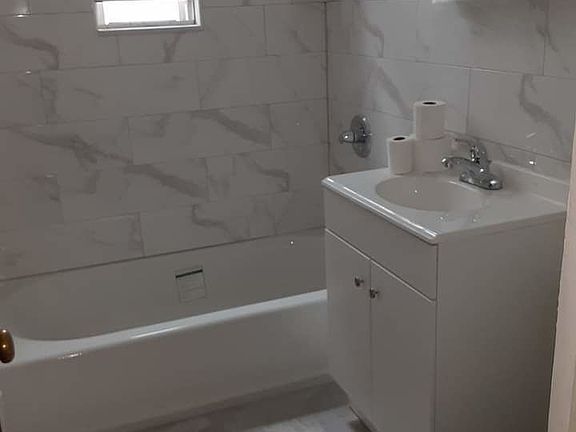 5th image of 25-32 34th St #2C