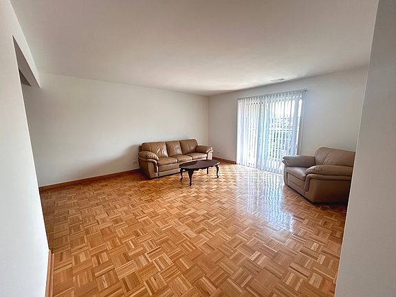 5th image of 5 Oak Creek Dr APT 3109