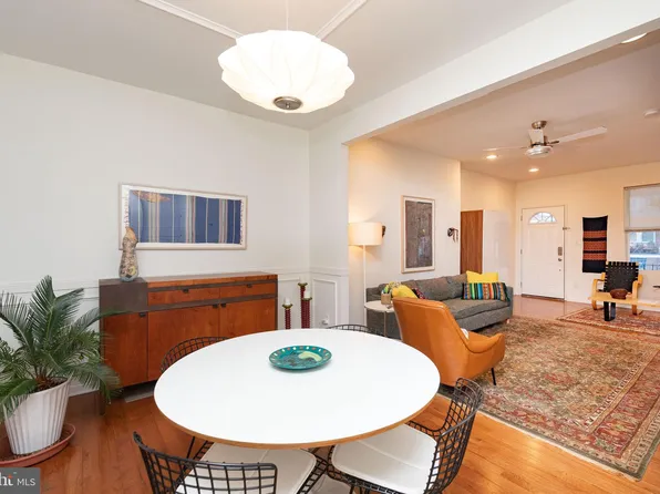 456 W Winona St, Philadelphia, PA 19144