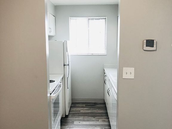 5th image of 1060 E 3900 S APT 11
