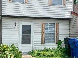 108 Greendale Rd, Virginia Beach, VA 23452