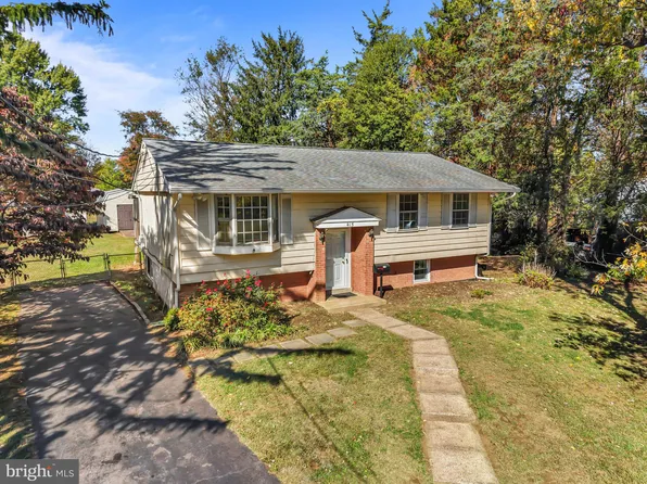 415 Virginia Ave, Herndon, VA 20170