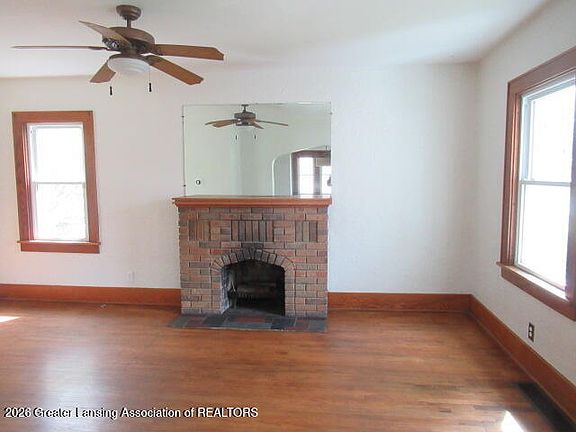 2nd image of 3110 Delta River Dr