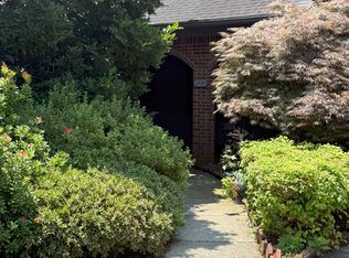 2326 Brandt Vlg, Greensboro, NC 27455