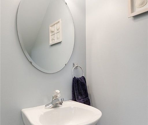5th image of 6918 Pimlico Dr