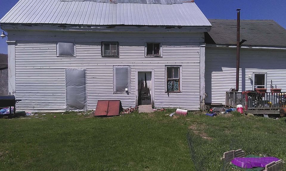 2nd image of 526 State Route 116