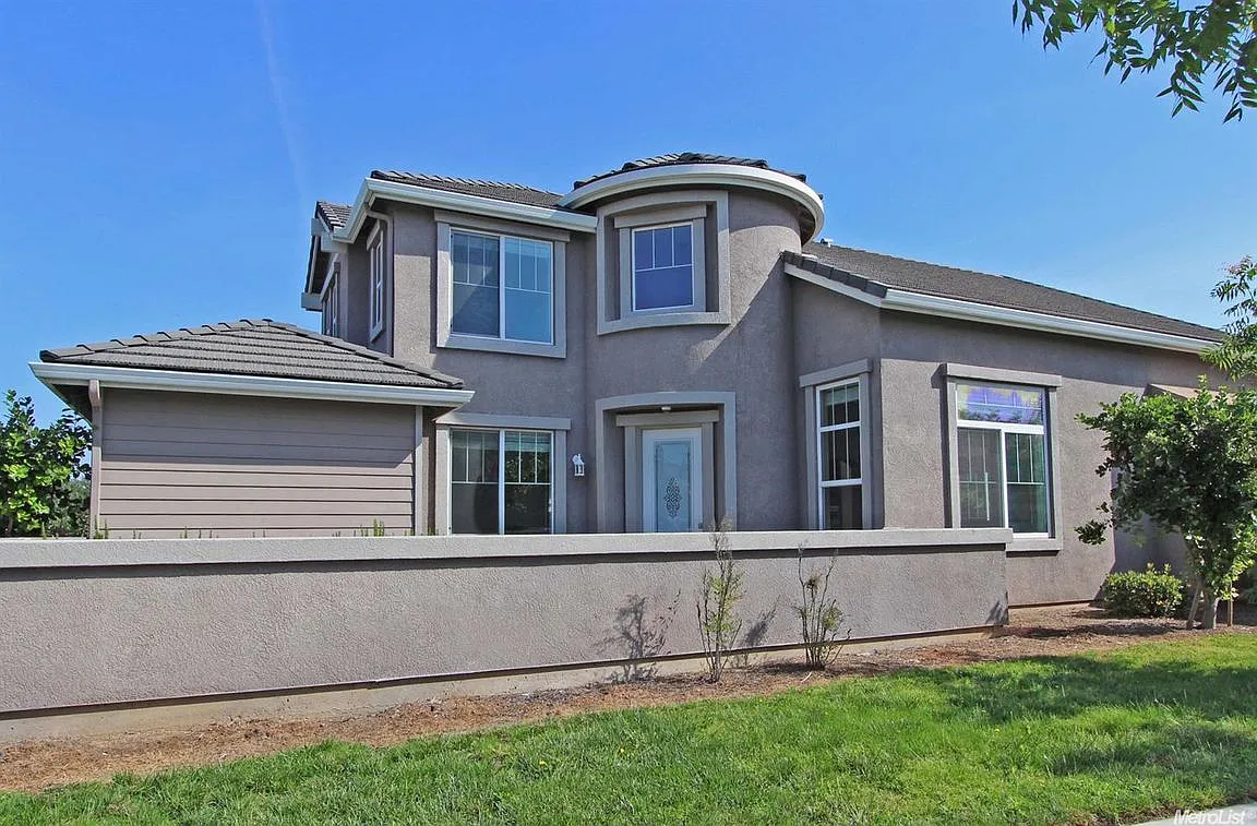 587 Wrangler St photo 1