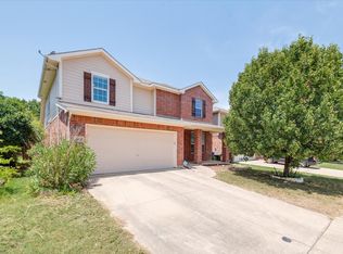 13421 Lost Spurs Rd, Fort Worth, TX 76111