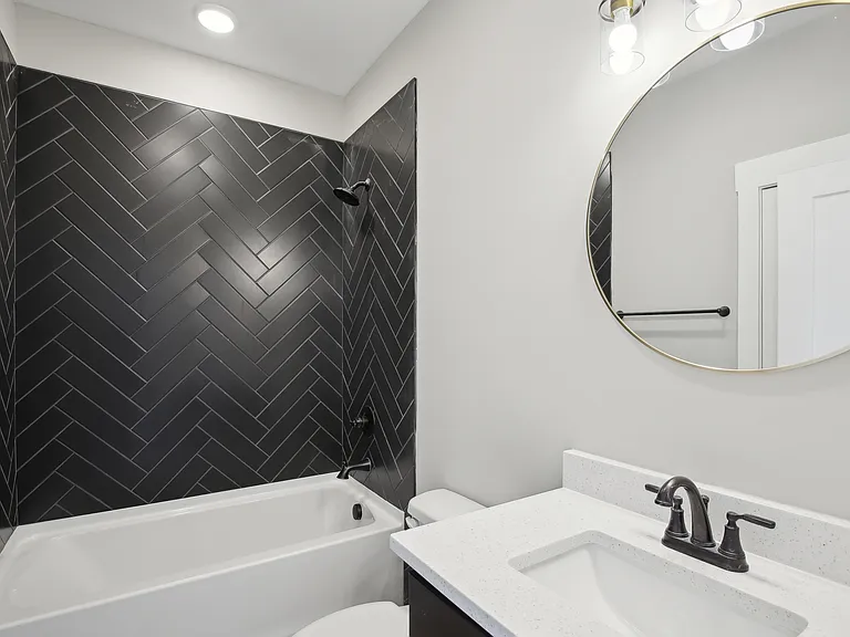 371 Archwood Dr — Photo 23