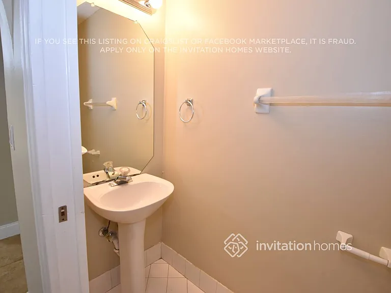 14671 SW 156th Ave — Photo 16