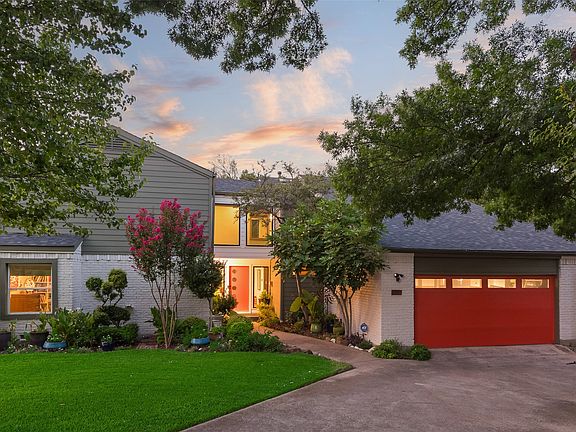 2nd image of 3237 Sharpview Cir