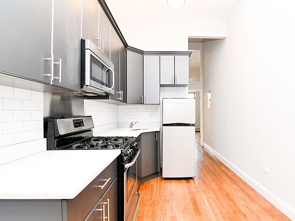 5th image of 170 Wyckoff Ave #3C
