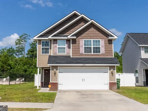 1200 Cypress Fall Cir, Hinesville, GA 31313