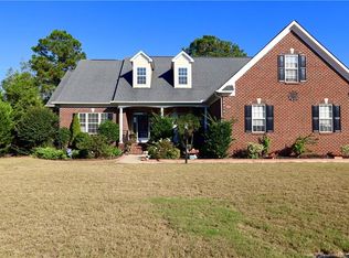 4041 Whisper Wood Dr, Fayetteville, NC 28306