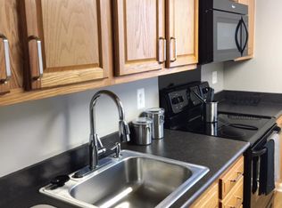 8 Dunhaven Pl APT TC, Nottingham, MD 21236