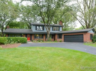 12 Carlisle Rd, Hawthorn Woods, IL 60047