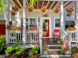 10 Caravel Ct, Atlantic City, NJ 08401