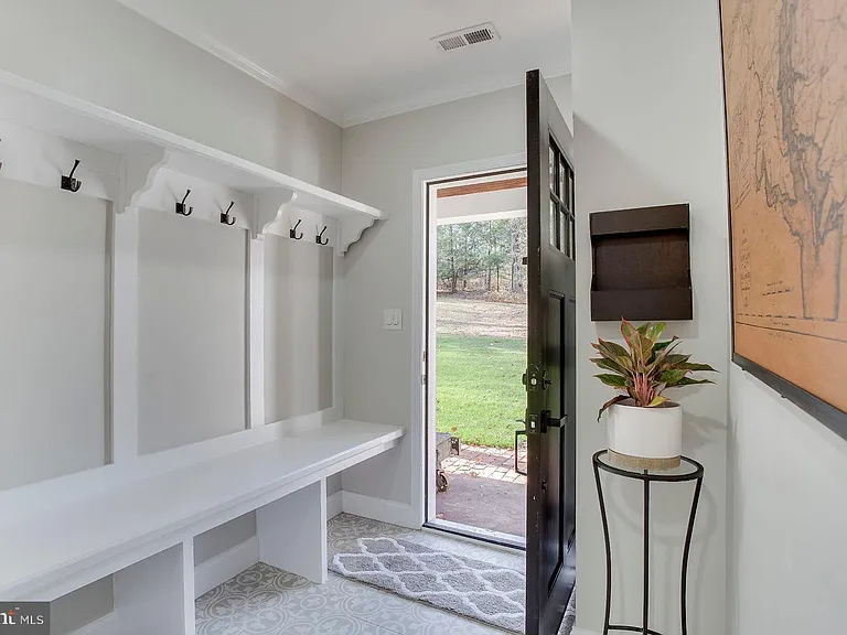 1022 Upper Glencoe Rd — Photo 6