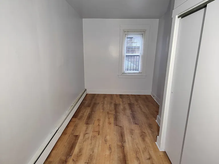 60-62 N Harrison Ave #62 — Photo 3
