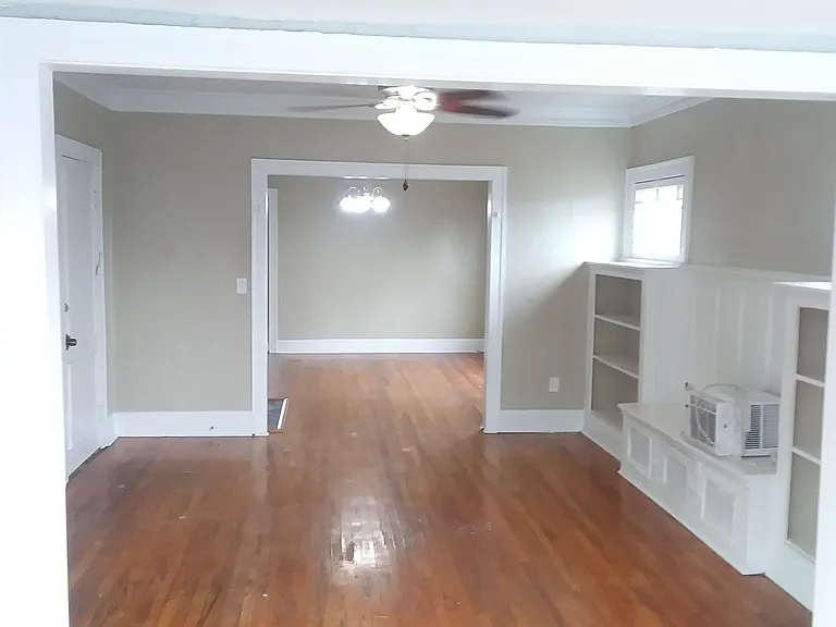 Hall Apartments — Photo 18